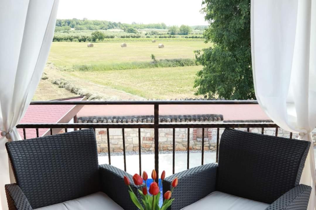 Porec Villa Luna With Pool المظهر الخارجي الصورة
