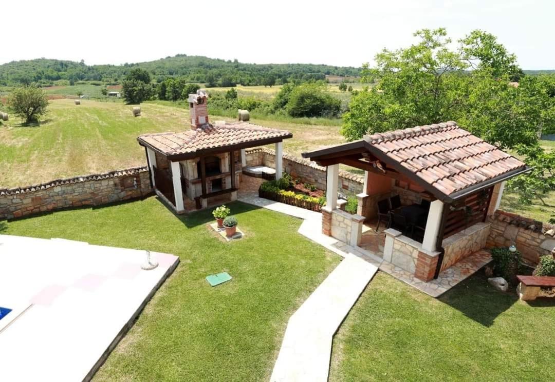Porec Villa Luna With Pool المظهر الخارجي الصورة