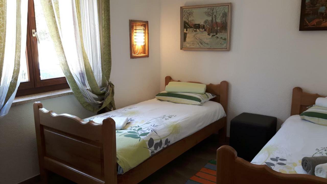 Porec Villa Luna With Pool المظهر الخارجي الصورة